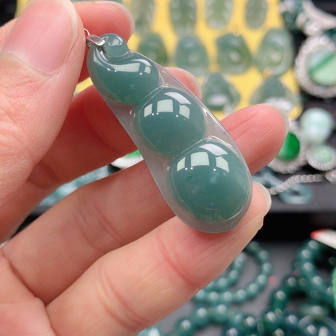 翡翠吊坠(不含链)未镶嵌吊坠