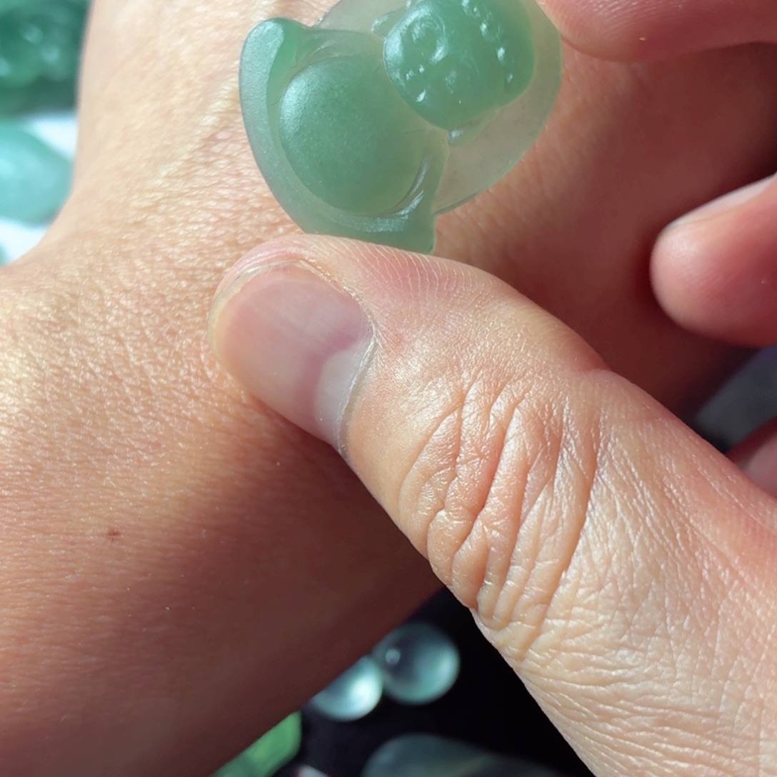 定制翡翠未镶嵌包工