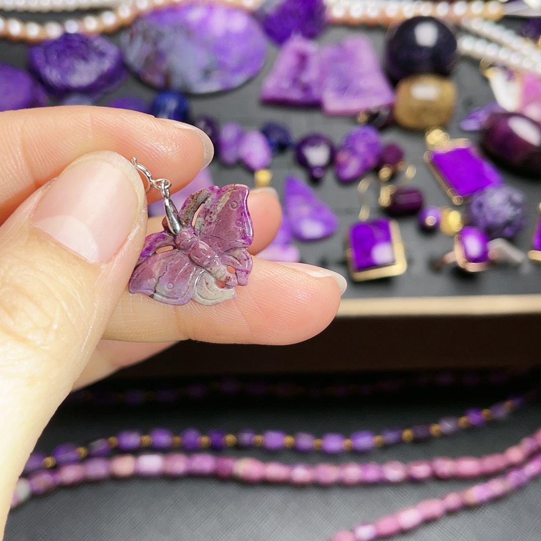 银S925镶嵌苏纪石（舒俱来）吊坠