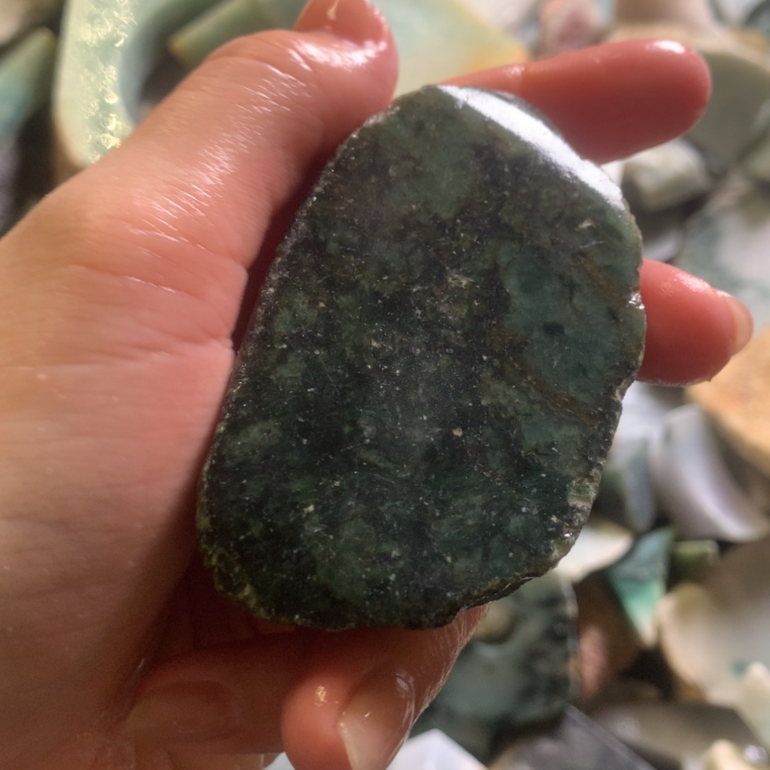 翡翠颈饰未镶嵌缅甸翡翠