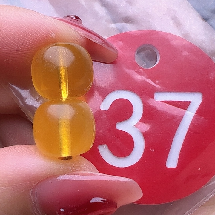 蜜蜡裸石未镶嵌微冰片 10.6mm 老型