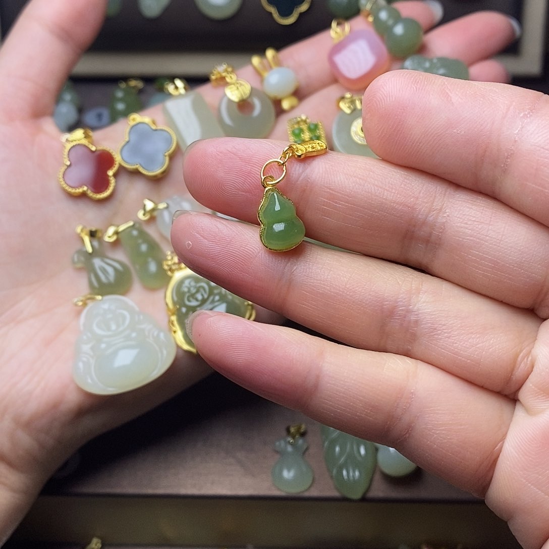 和田玉颈饰银S925镶嵌