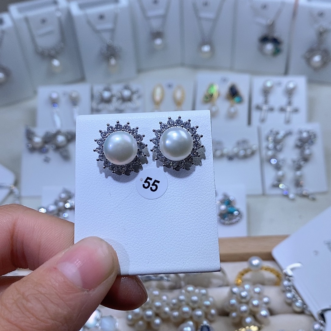 未镶嵌耳饰淡水珍珠