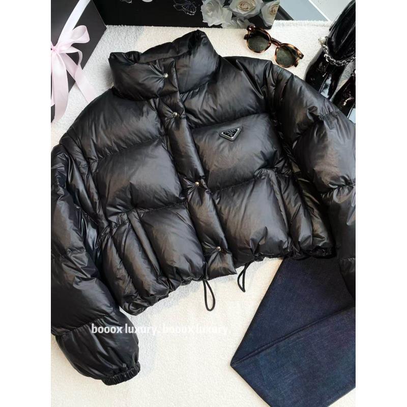 未使用 Prada/普拉达  aa3650 23ss黑色三角刚标短款外套 40码