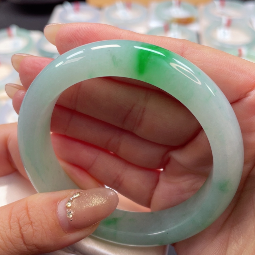 未镶嵌手镯翡翠23号老坑胶底飘绿正圈