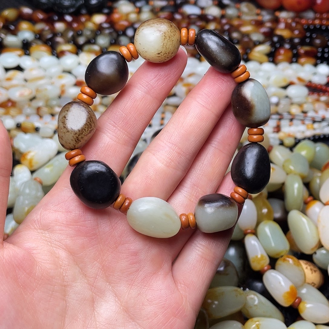 手串未镶嵌和田玉