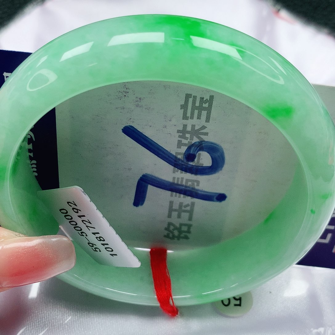 翡翠手镯未镶嵌缅甸天然a货翡翠