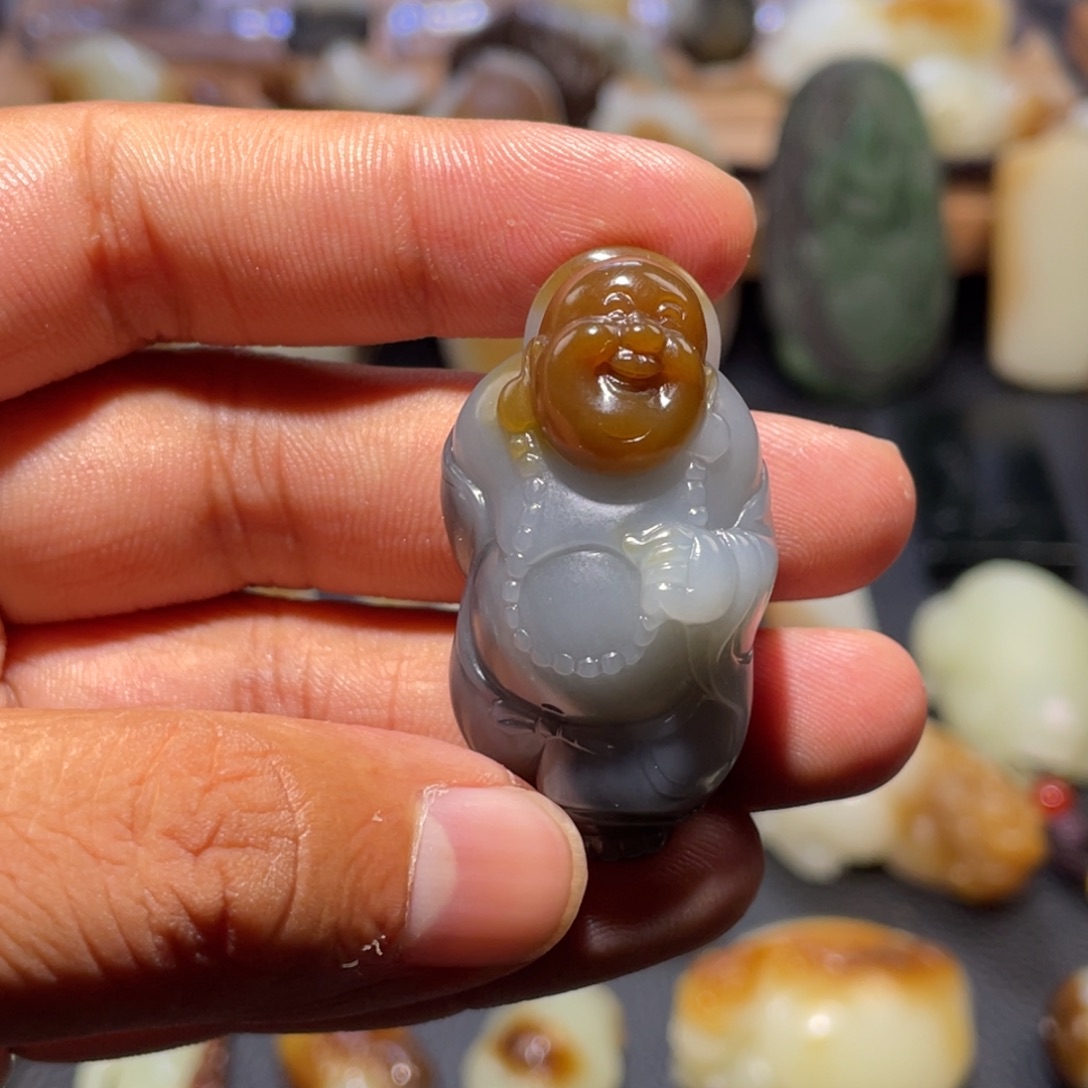 和田玉未镶嵌戒指