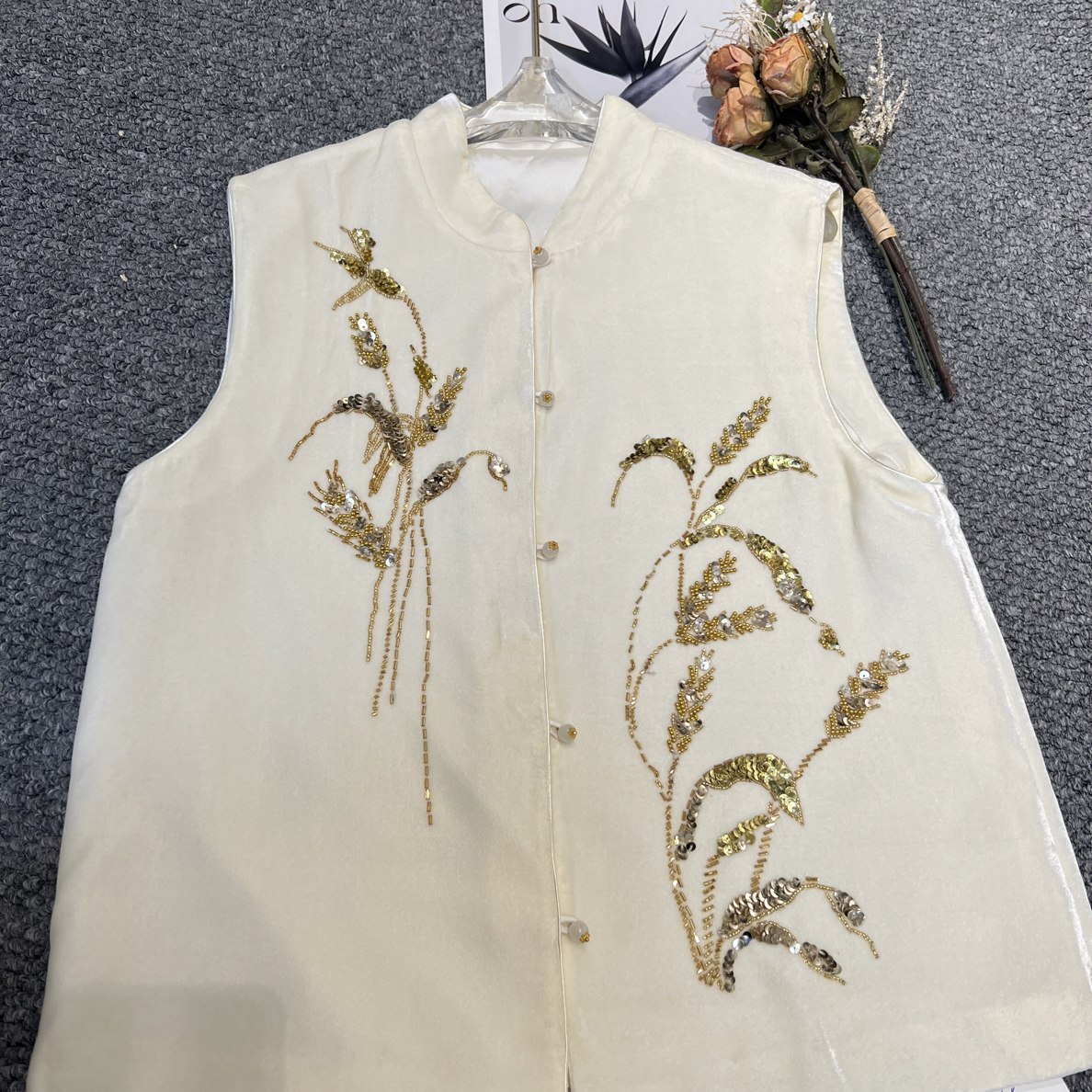 2025秋冬国风时尚亮片刺绣马甲51720