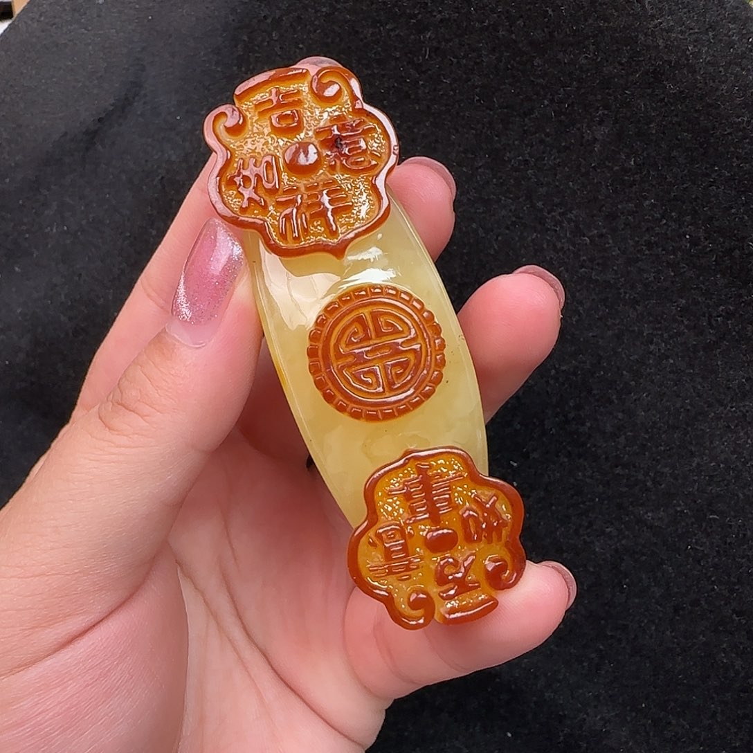 蜜蜡未镶嵌珠宝奇石微粉