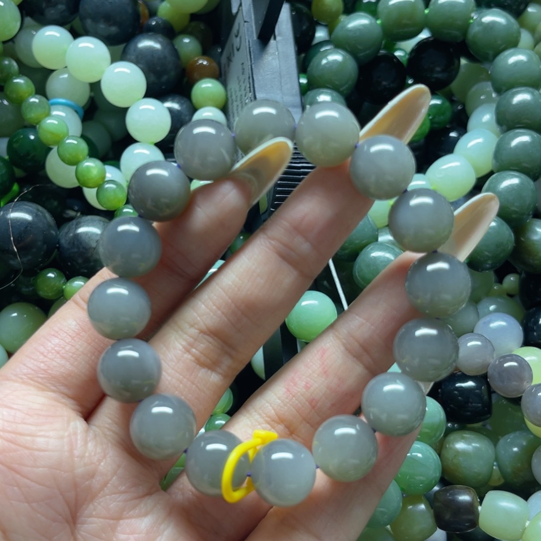 和田玉手链未镶嵌