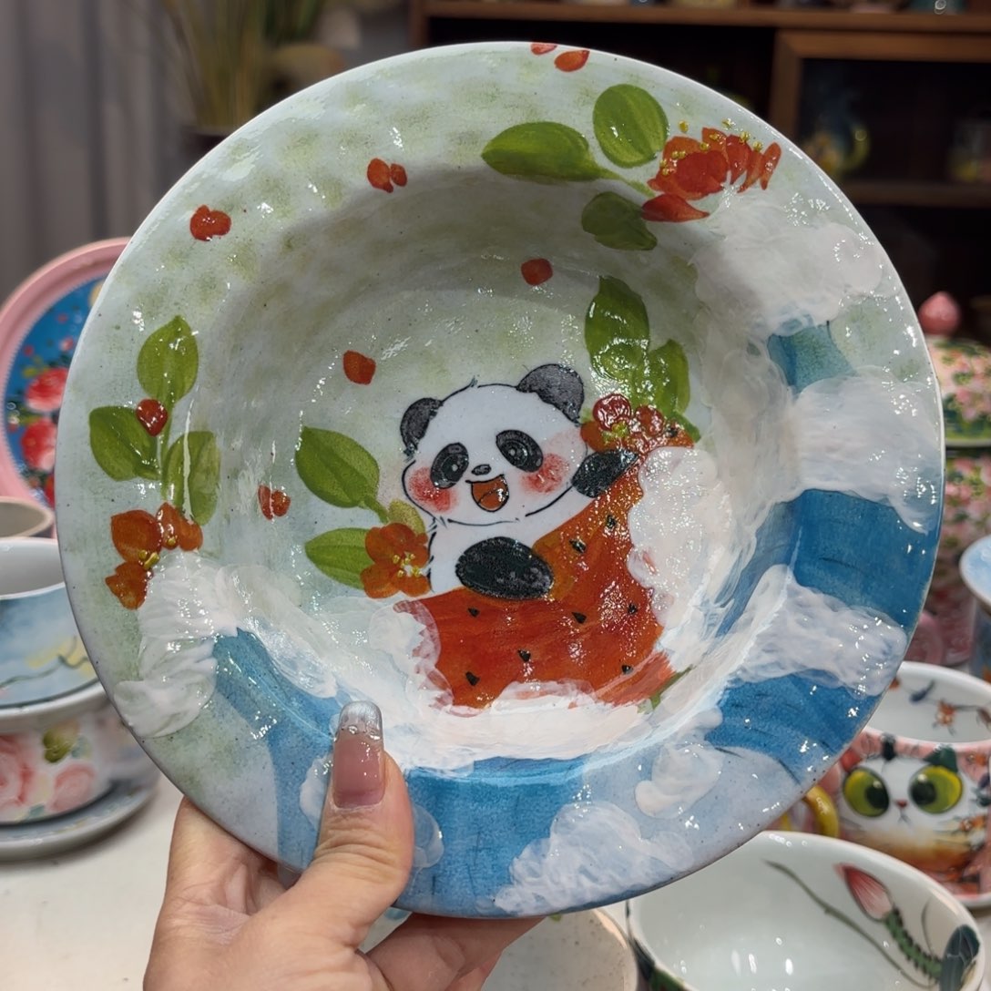 瓷片@*秋你在那里上班呀现在你