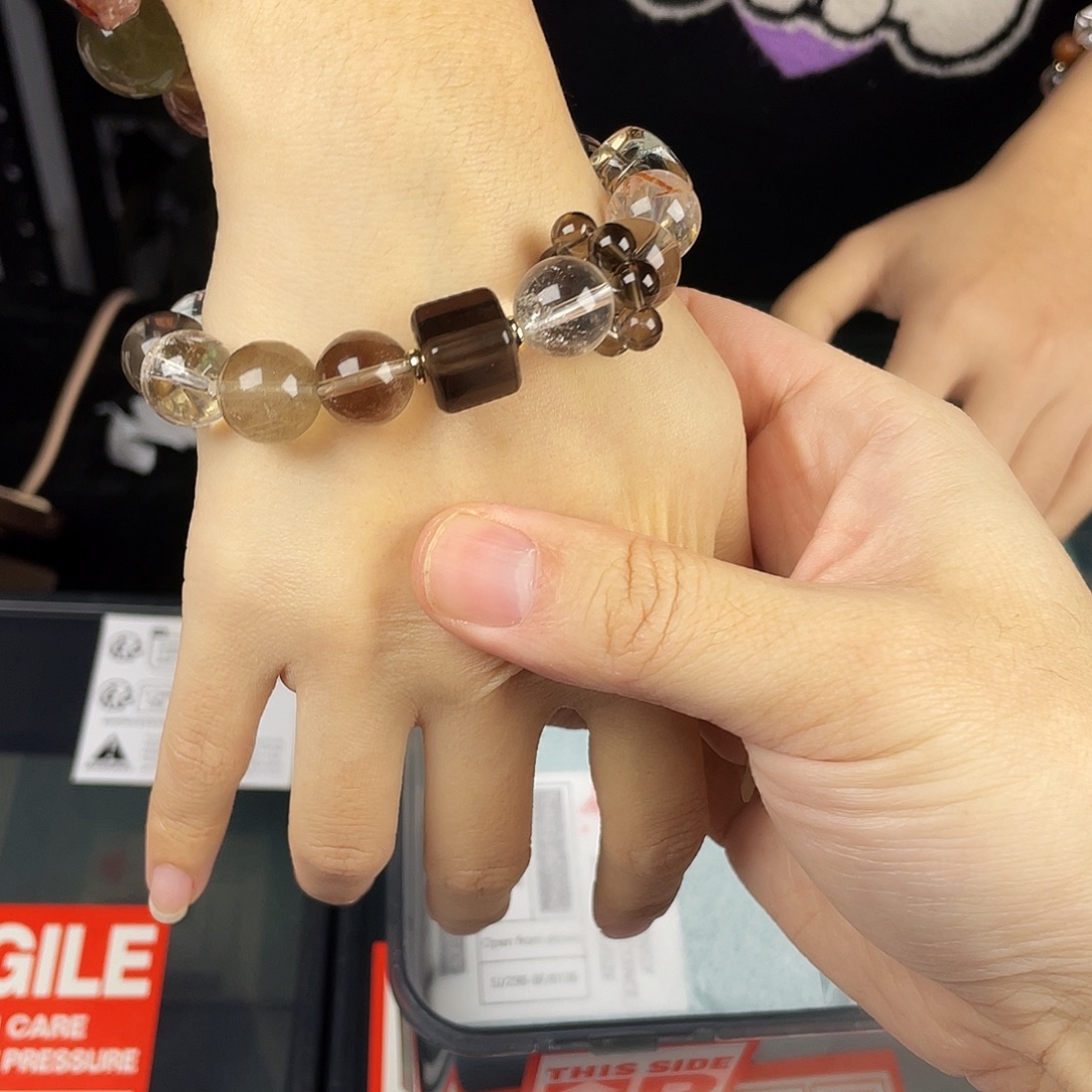 水晶银S925镀金镶嵌手串