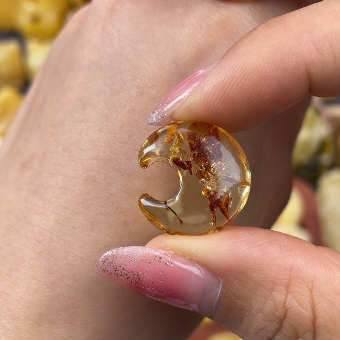 琥珀裸石未镶嵌蜜蜡