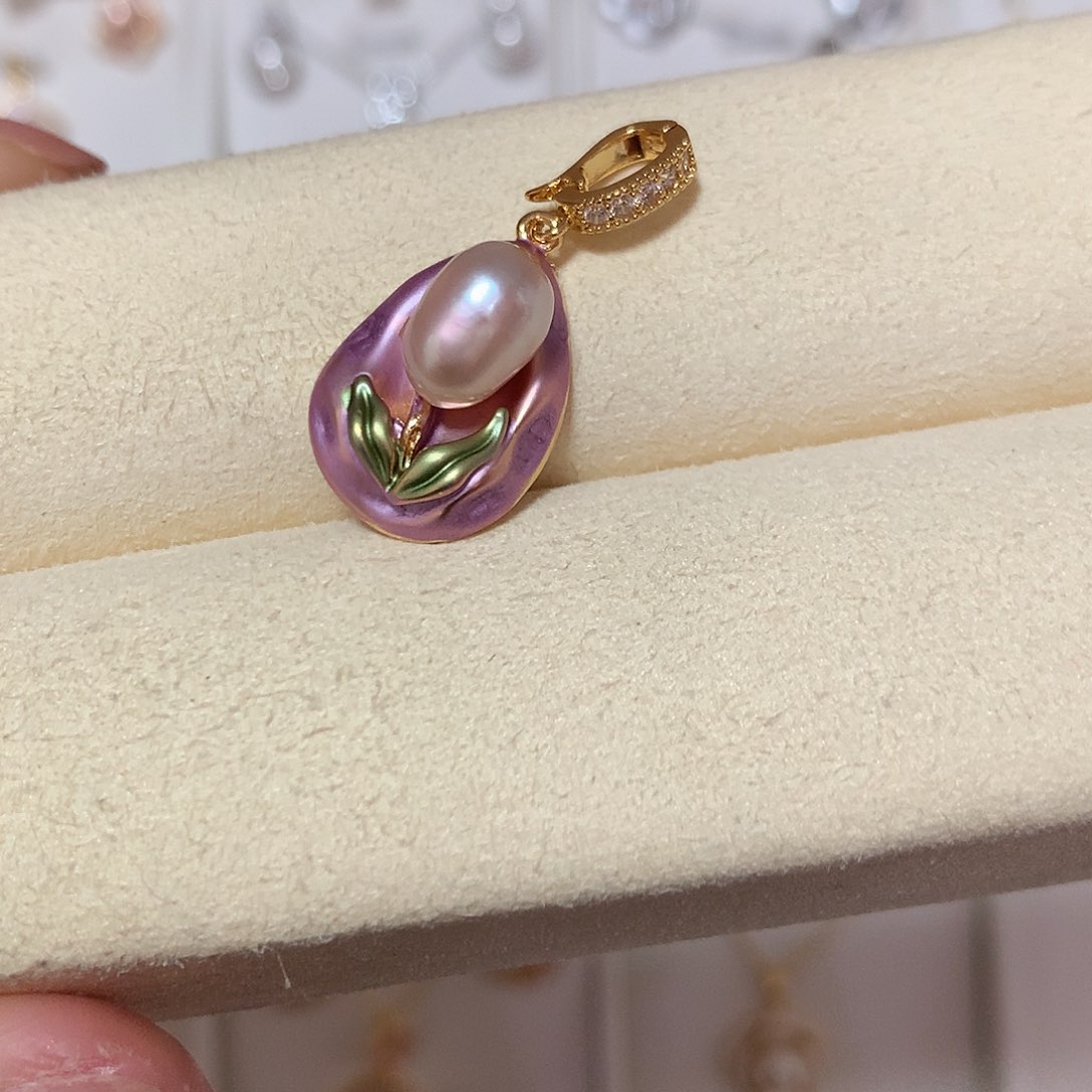 淡水珍珠颈饰合金