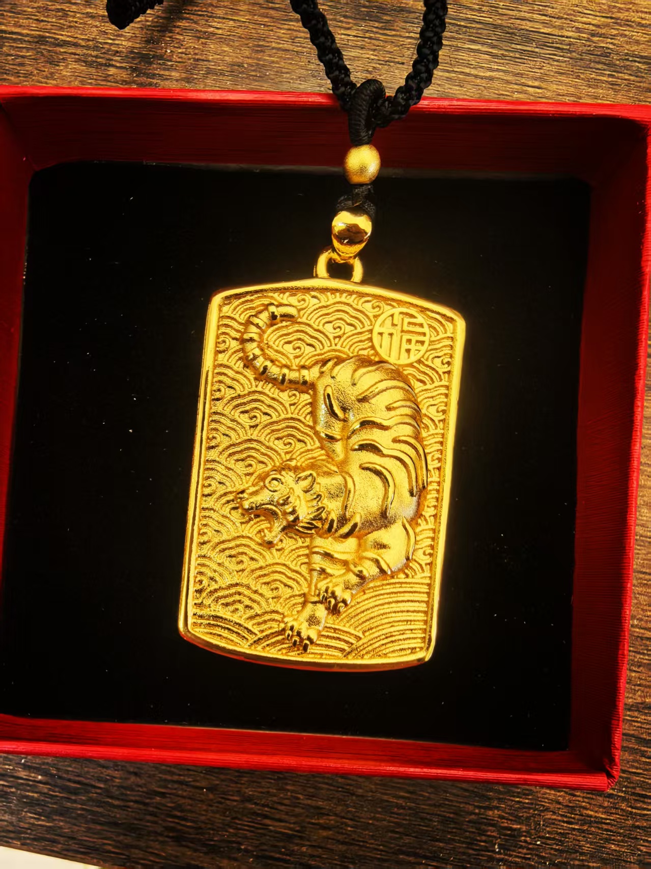 合金吊坠 生肖虎牌吊坠实心猛虎下山传承精美挂坠