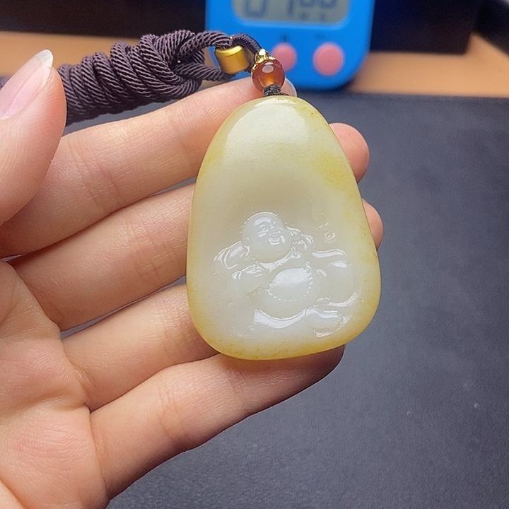 和田玉未镶嵌挂件管*人N