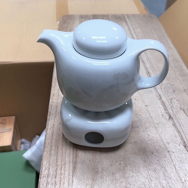 瓷片噗哈哈哈哈哈哈哈哈哈