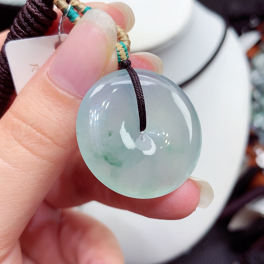 翡翠未镶嵌颈饰翡翠34，27.9/5.5