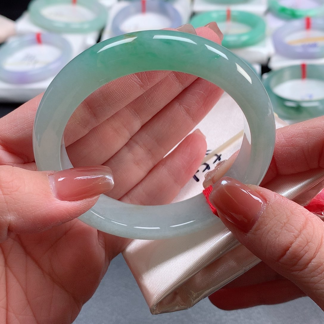 翡翠手镯未镶嵌7号