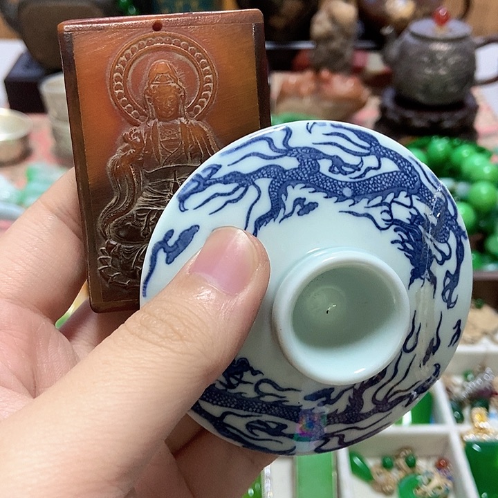 瓷片不会哈哈哈哈哈哈哈哈