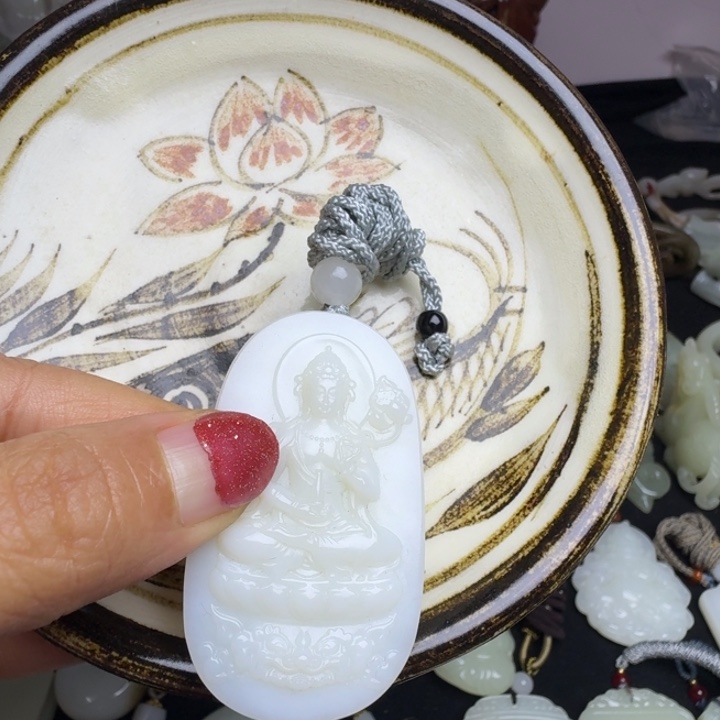 爱***歌瓷片新号开播挂件一个