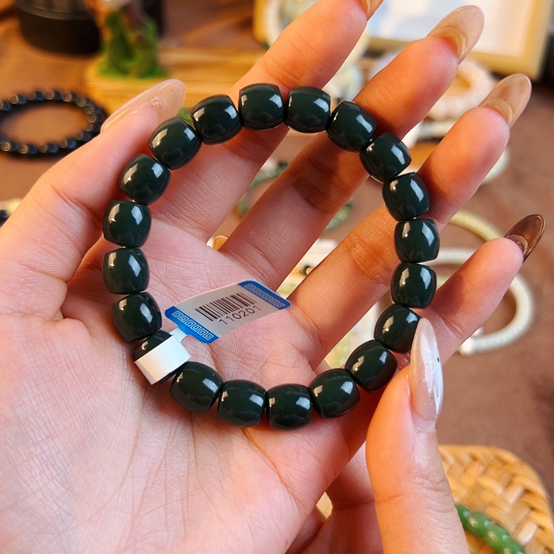 和田玉未镶嵌手串