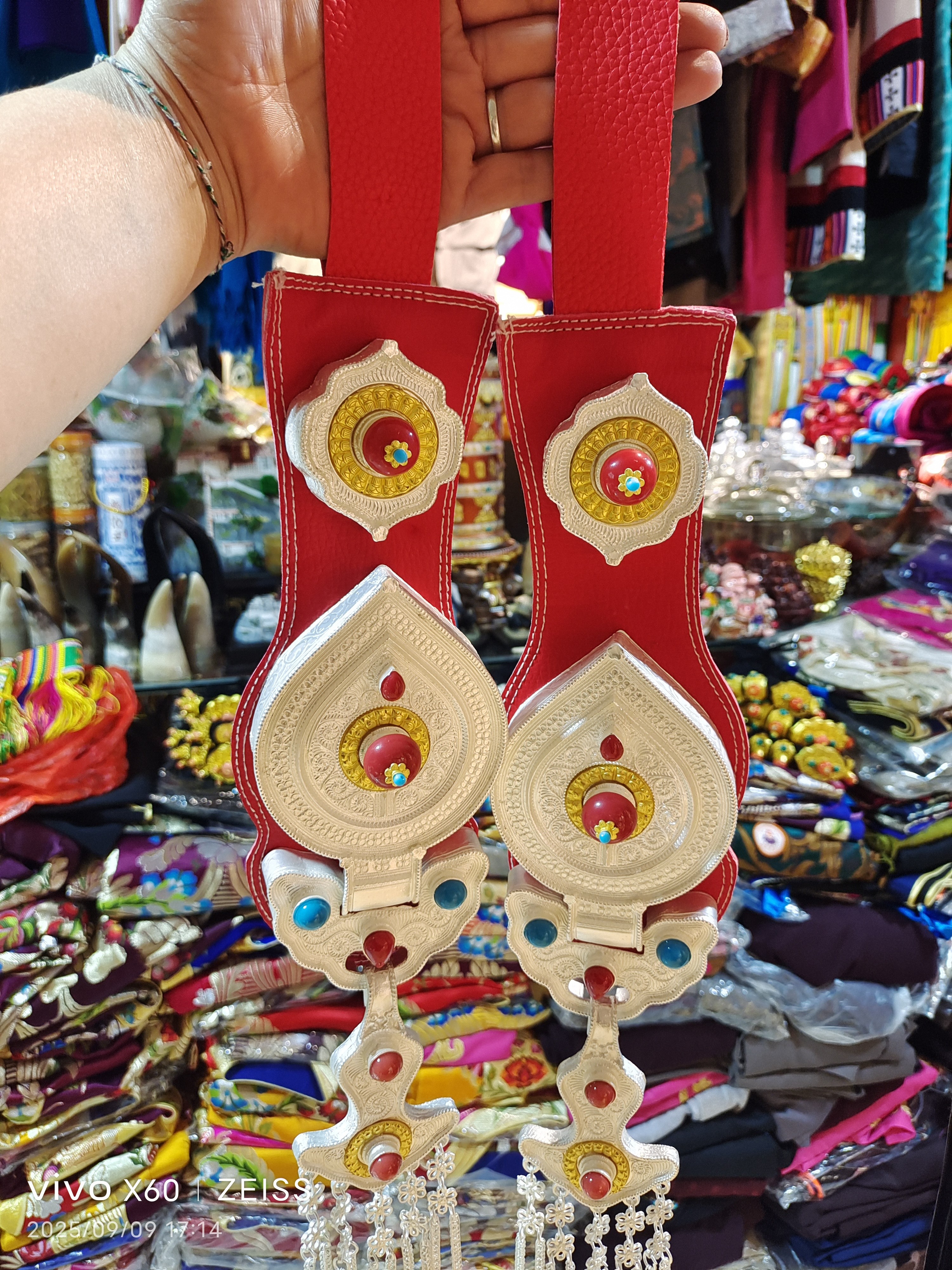 一对爆款腰间配饰长链落绒不掉色腰链腰牌新款