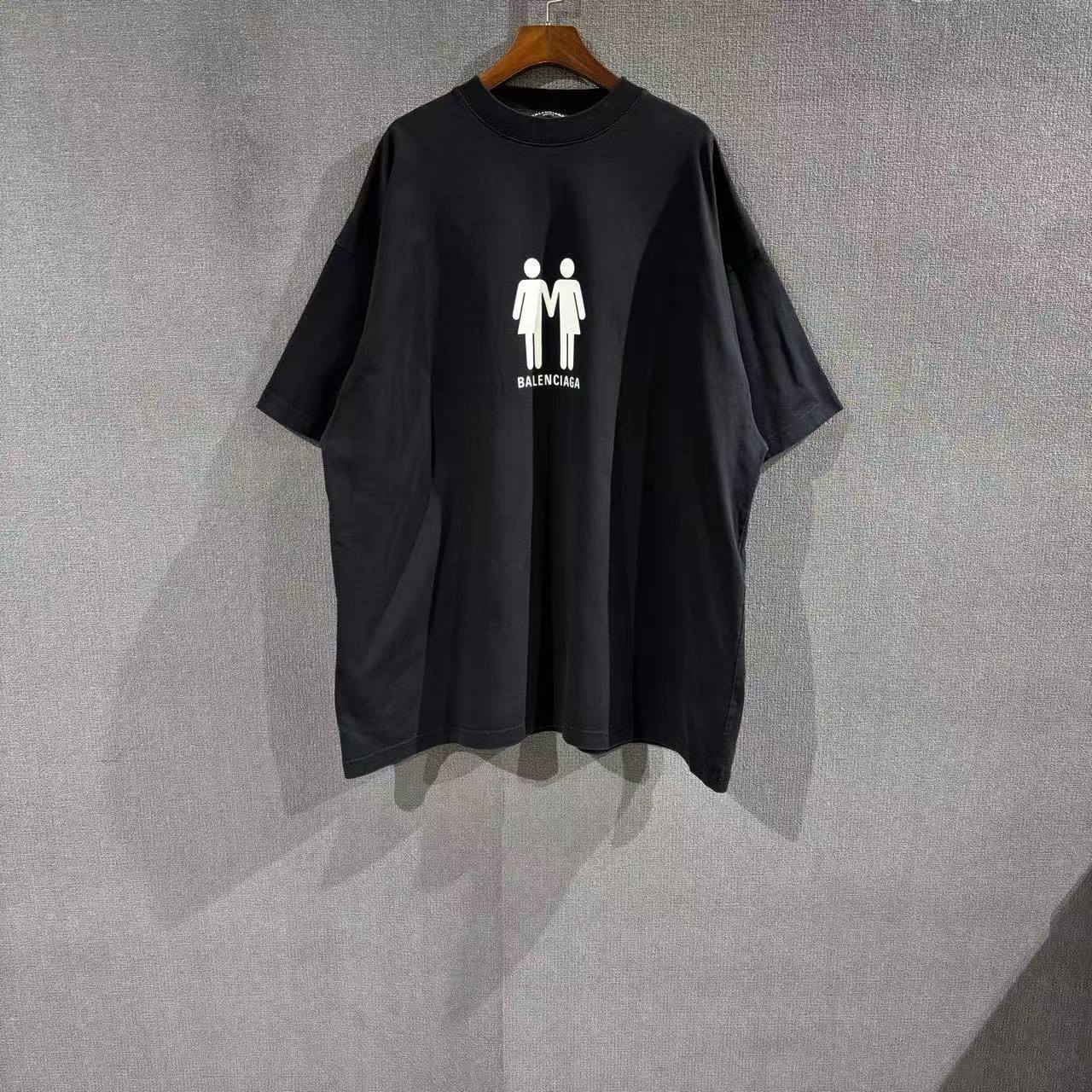 99新 Balenciaga/巴黎世家 （pm）双人像印花短袖 3码/9422