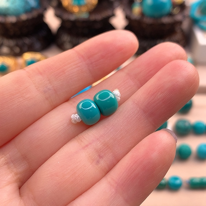 绿松石配饰未镶嵌