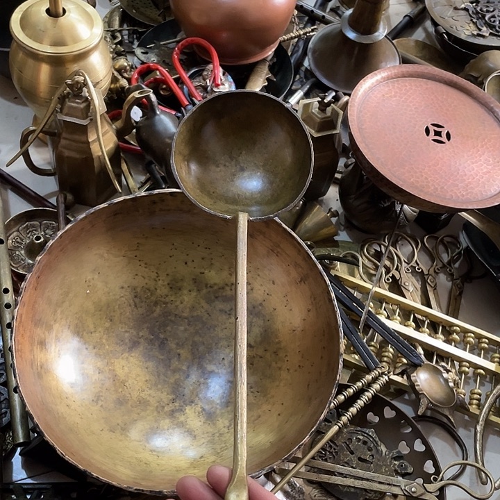 老式铜件古朴典雅的风格