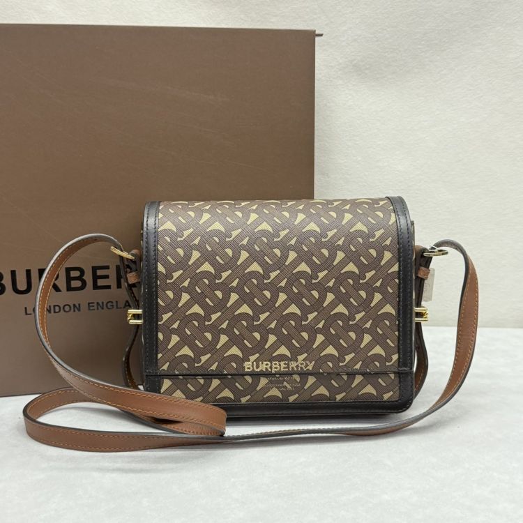 95新/博柏利/C12024390451/[MQR1123B0023]