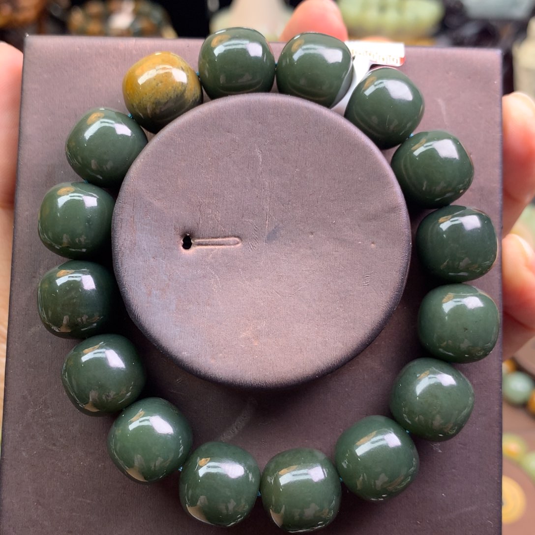 手链未镶嵌和田玉