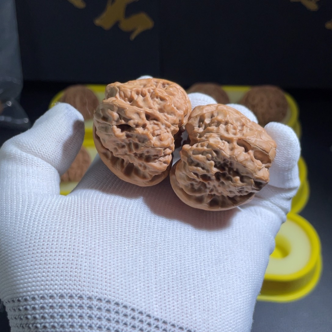 文玩核桃把件12号边42肚44sss级延庆肌肉蛙，不全品