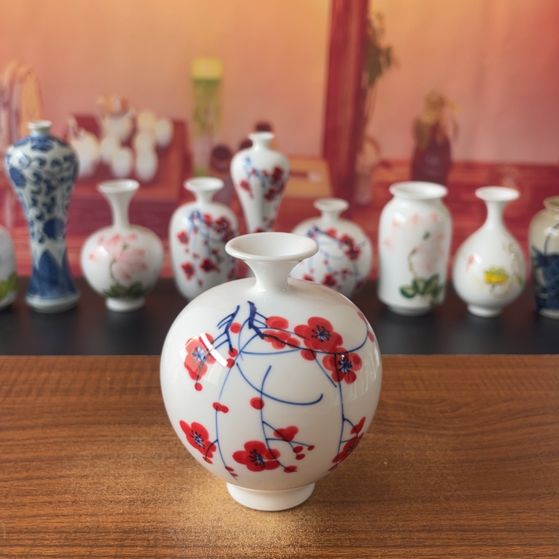 景德镇小花瓶等着你