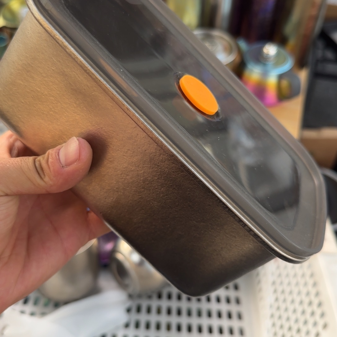 金属一个大号保鲜盒微瑕