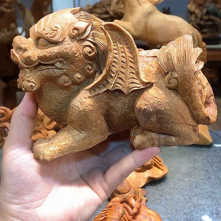 柏木（崖柏）飞天貔貅