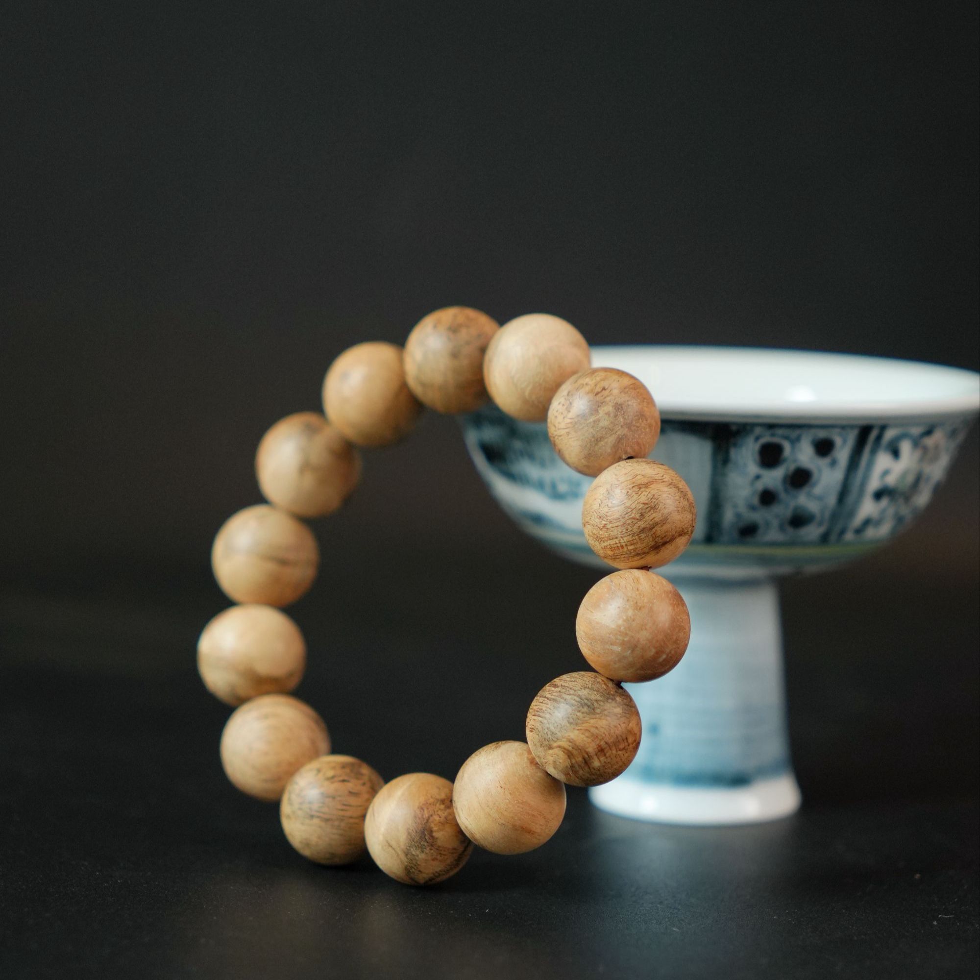 沉香达拉干天然野16mm*14单圈沉香手串 05-SC06