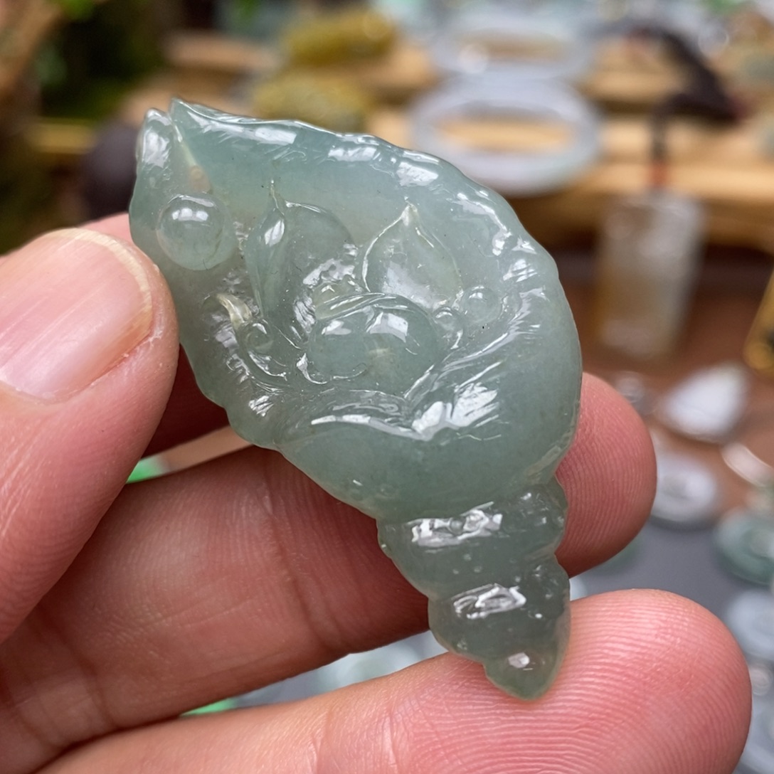 翡翠颈饰未镶嵌挂件