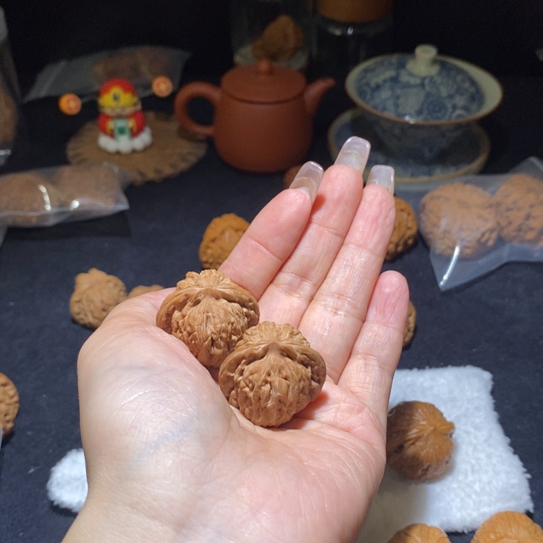 文玩核桃吊坠汉高楼31