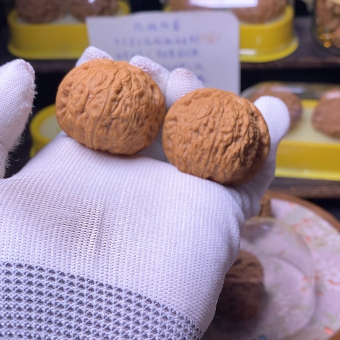 文玩核桃把件乾隆磨39边肚同尺