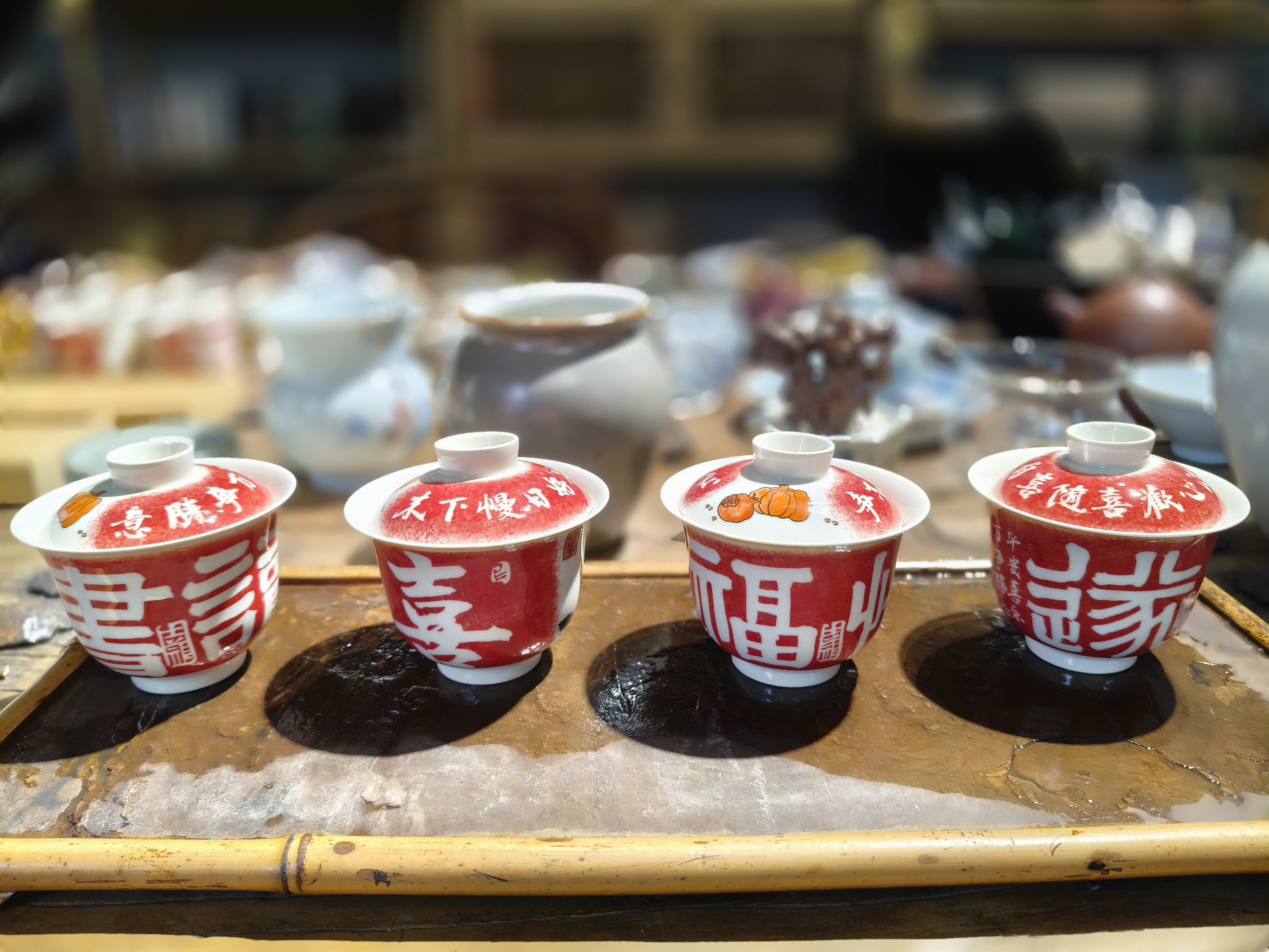 国风书法窑口羲下兰行红塌片盖碗