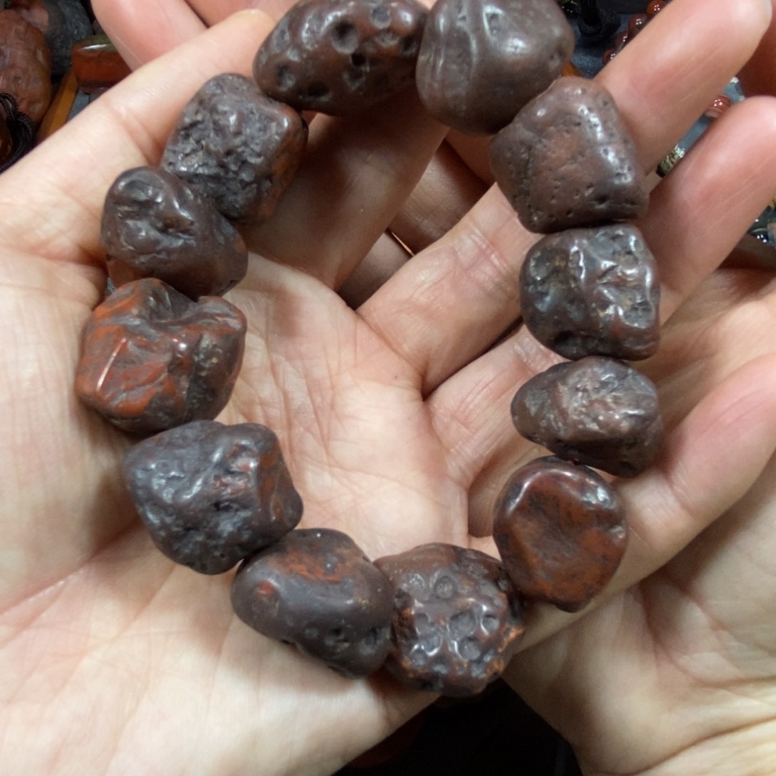 南红玛瑙手串未镶嵌