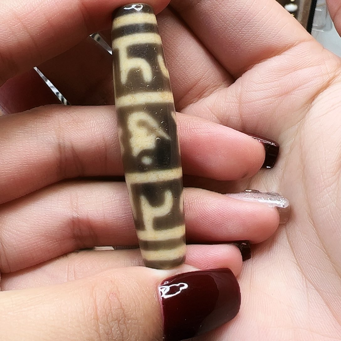 C***潇玛瑙/玉髓未镶嵌颈饰