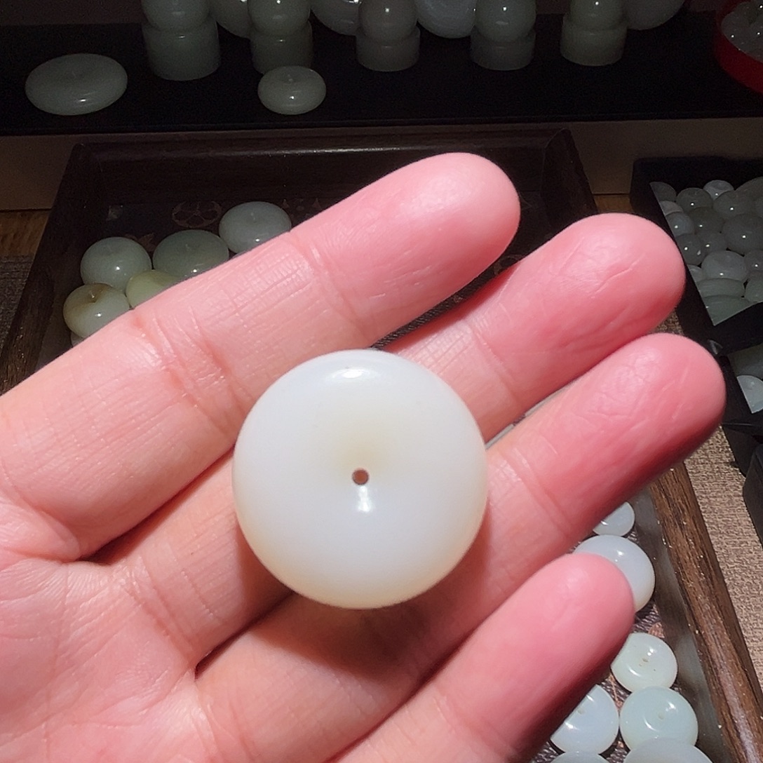 ****了和田玉未镶嵌颈饰和田玉瑕疵福利品