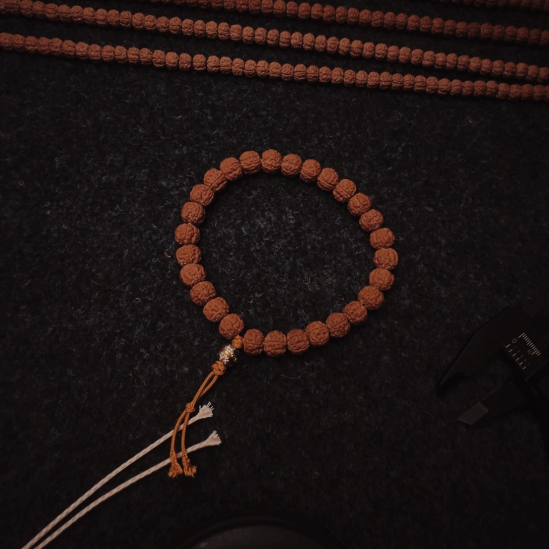 那***年吊坠金刚菩提1111