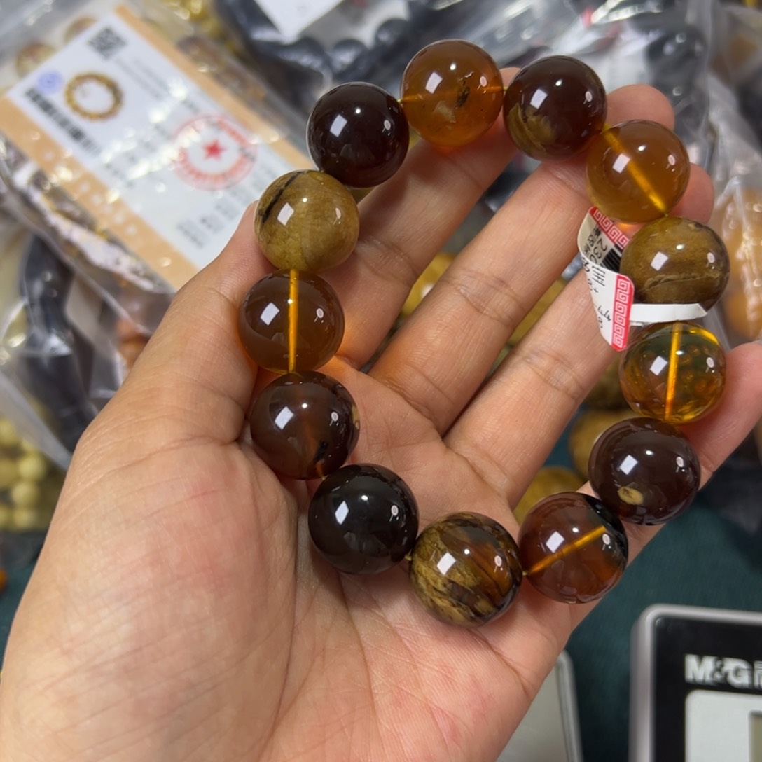 琥珀珠宝奇石未镶嵌663