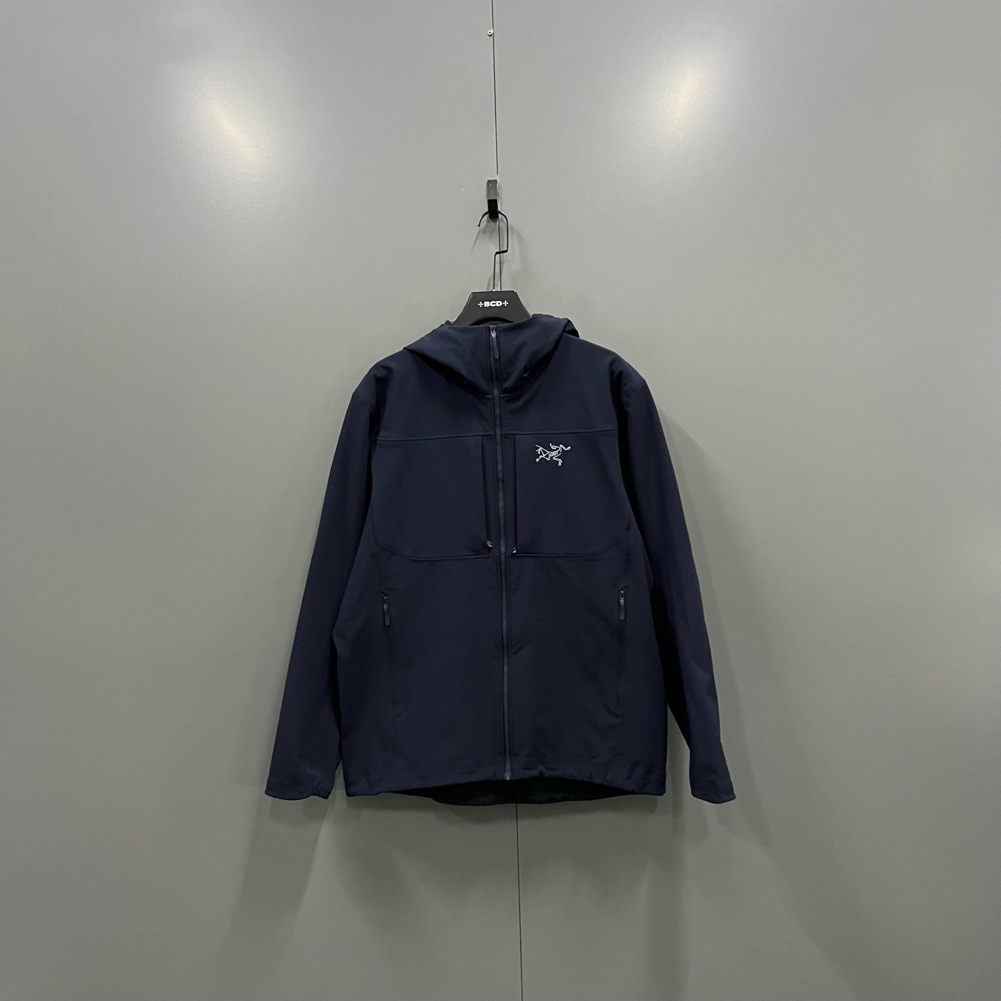 99新 ARC'TERYX/始祖鸟 jp905 017557 深蓝色冲锋衣 L码
