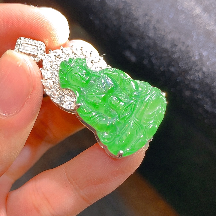 【闪购商品】翡翠颈饰银S925镶嵌翡翠