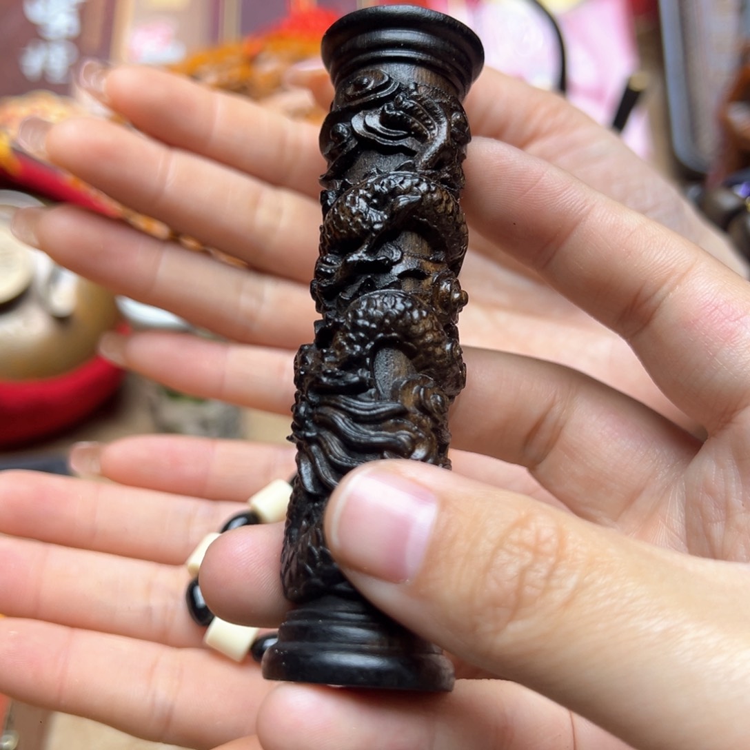 大叶紫檀（黑酸枝木类）